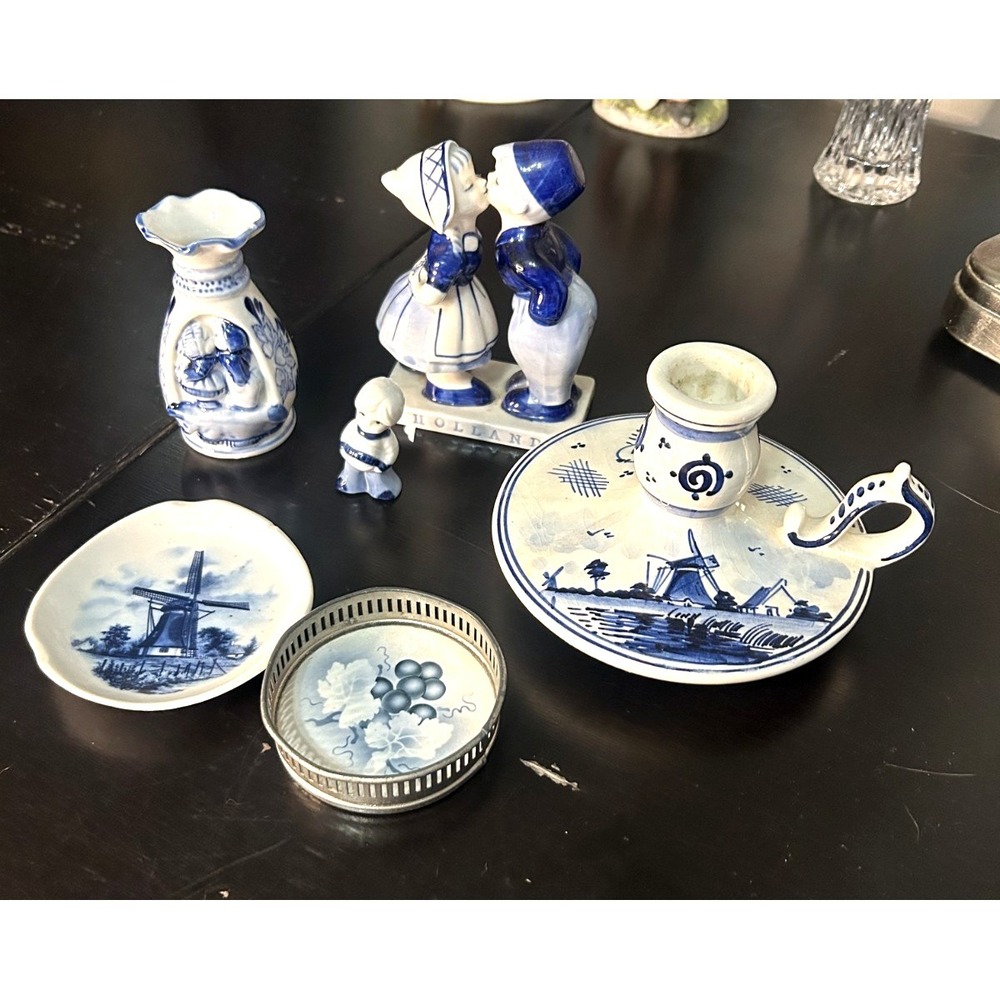 Lot of Delft Blue Porcelain Dutch 6 Pieces, Kissing, Vase, Candleholder, Plates